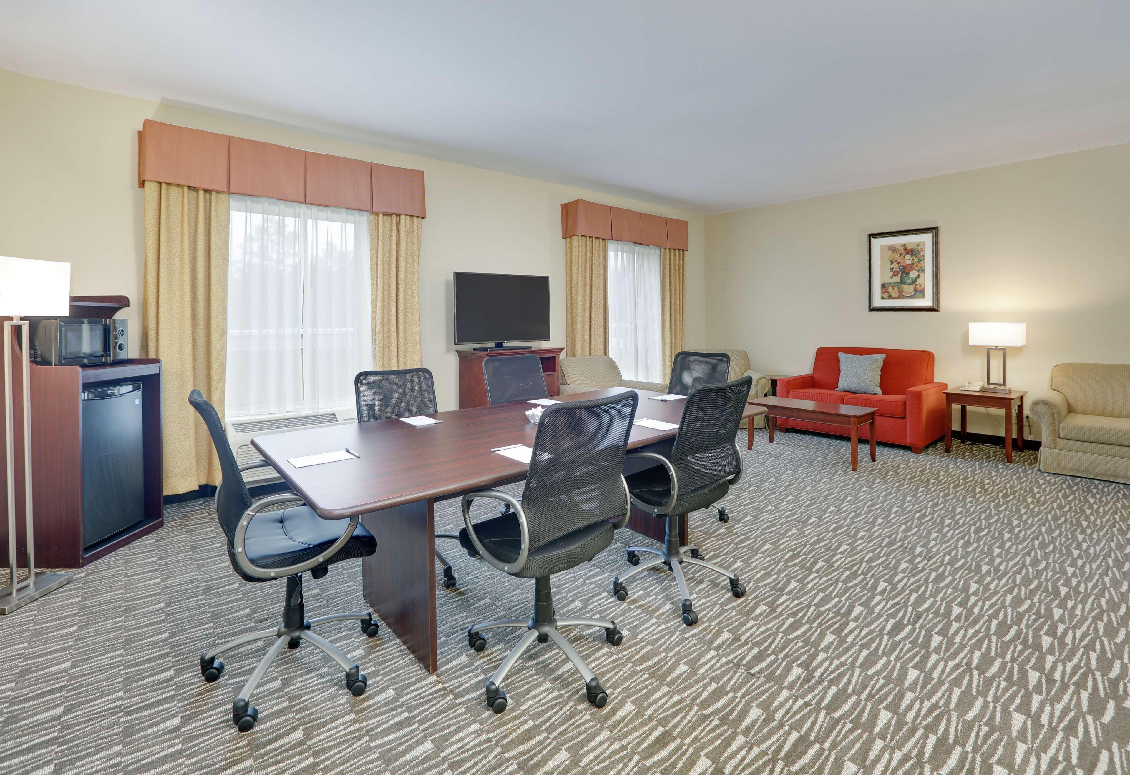 Hampton Inn & Suites Southern Pines-Pinehurst Aberdeen Exterior foto